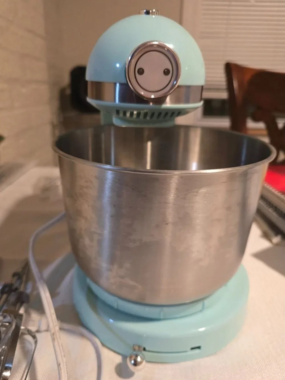 Nostalgia Aqua Blue Stand Mixer With Stainless Steel Bowl & Attachments 6-Speed